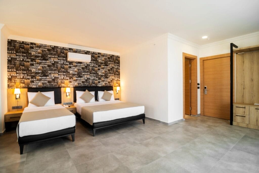 1000193510 5 star hotel
