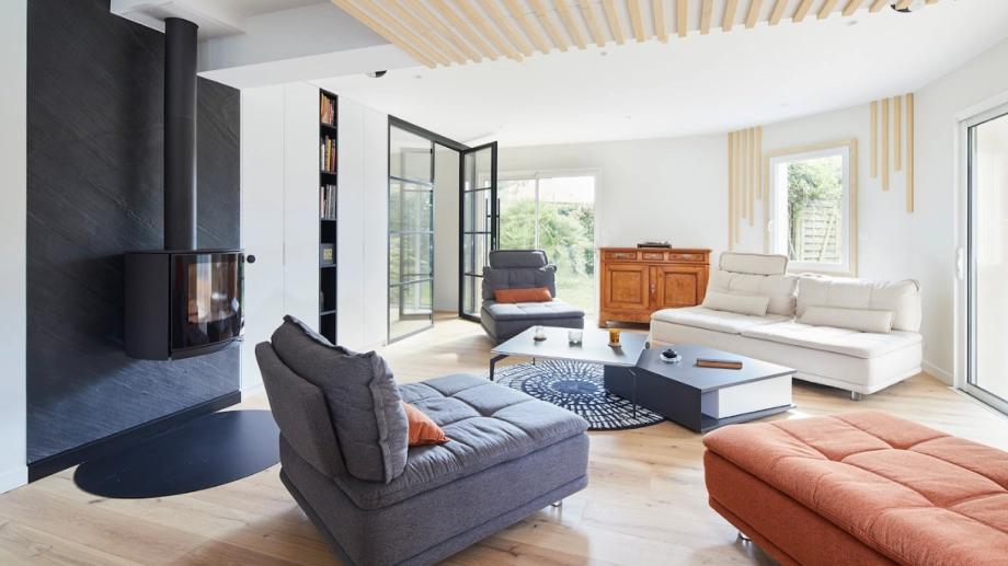 1000191290 house interior design