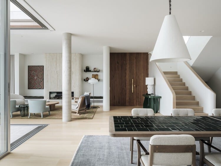 1000197323 التصميم المعاصر
