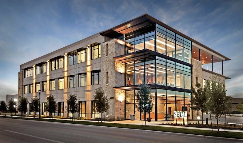 تصميم المباني التجارية