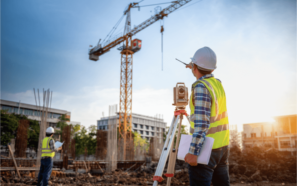مكتب هندسي يشرف على التنفيذ في الرياض