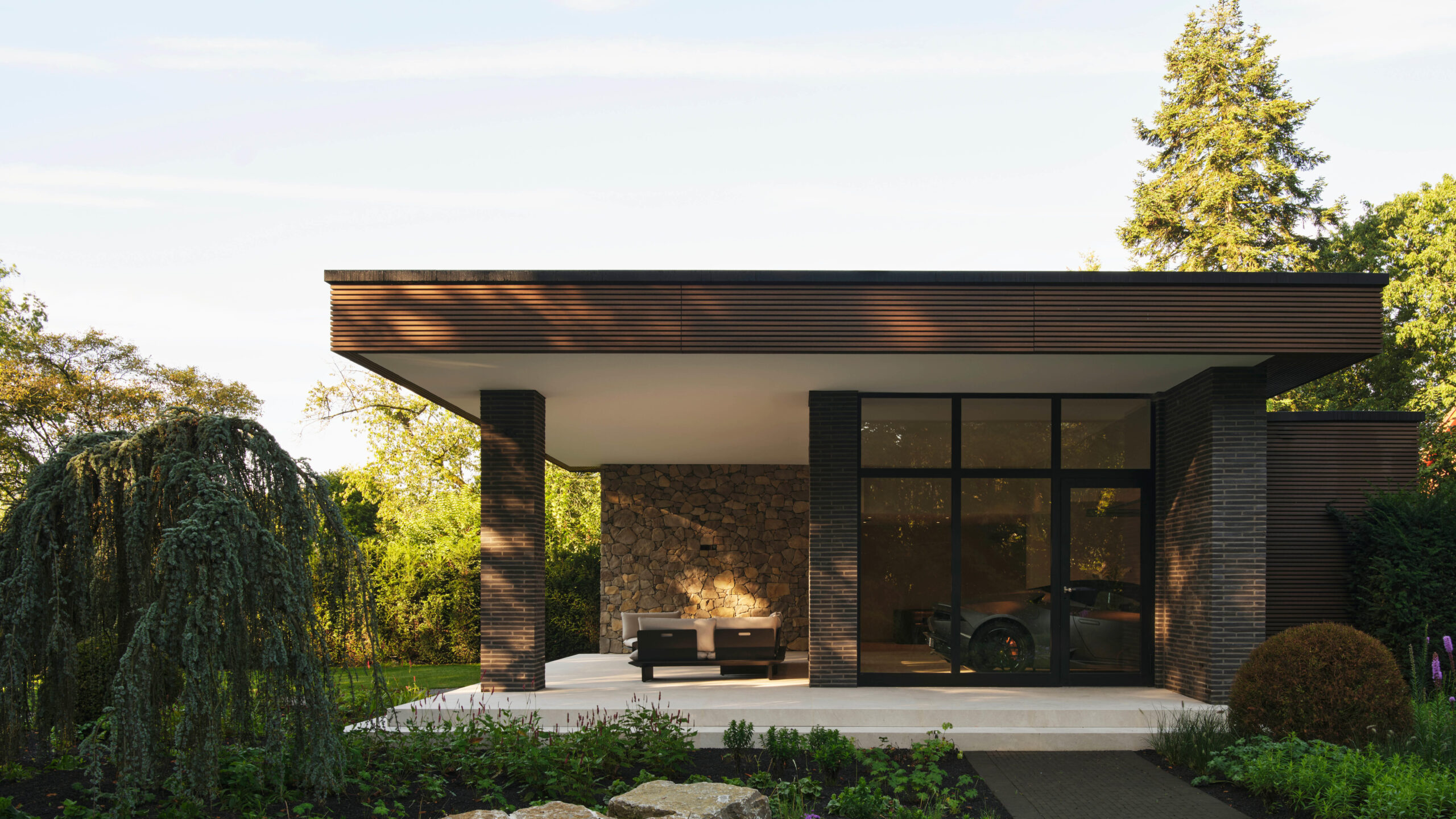 1000174055 edited scaled أنواع الواجهات المعمارية